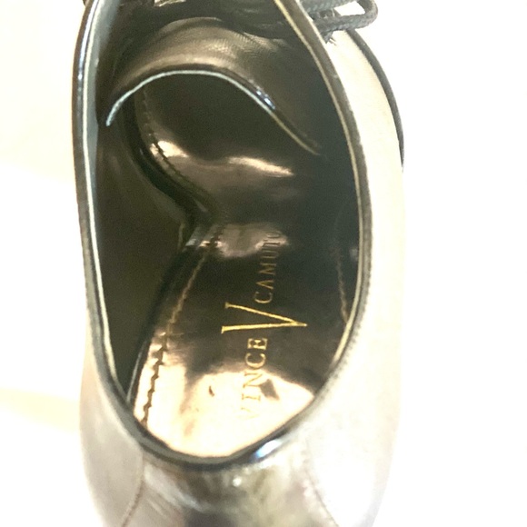 Vince Camuto heeled Booties - Picture 8 of 9